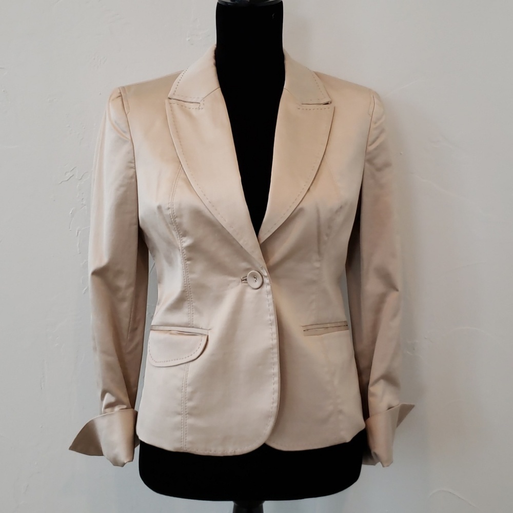 Bebe Satin blazer size 8